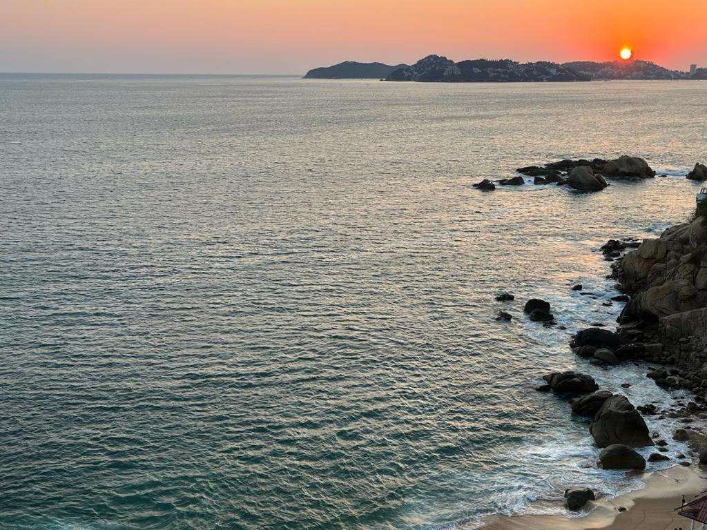 Suite Frente Al Mar En Torres Gemelas Acapulco Exterior photo